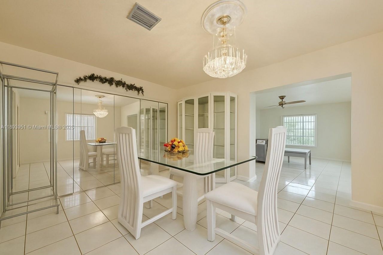 6240 SW 20th Ter, Miami, FL 33155 Photo