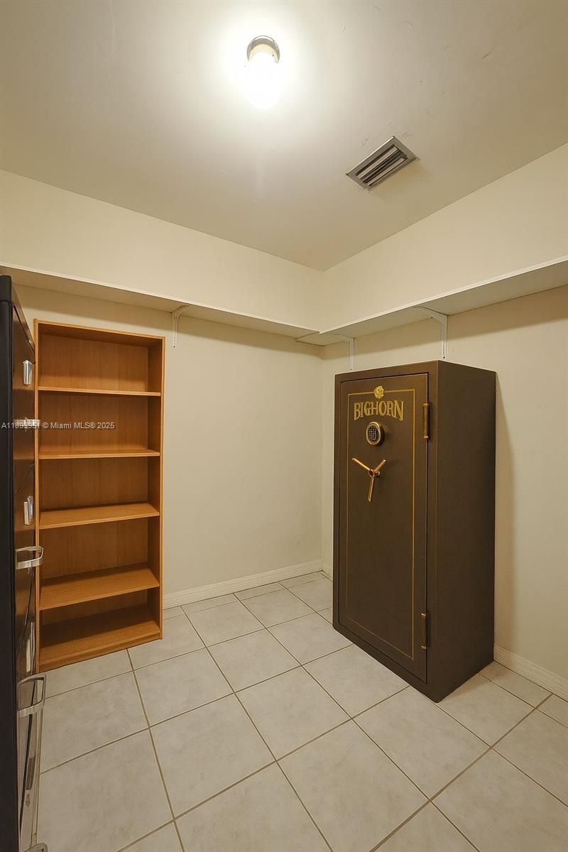 6240 SW 20th Ter, Miami, FL 33155 Photo