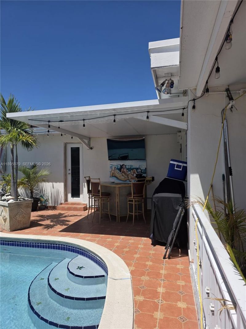 12941 Auralia Rd, North Miami, FL 33181 Photo