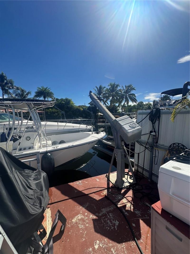 12941 Auralia Rd, North Miami, FL 33181 Photo