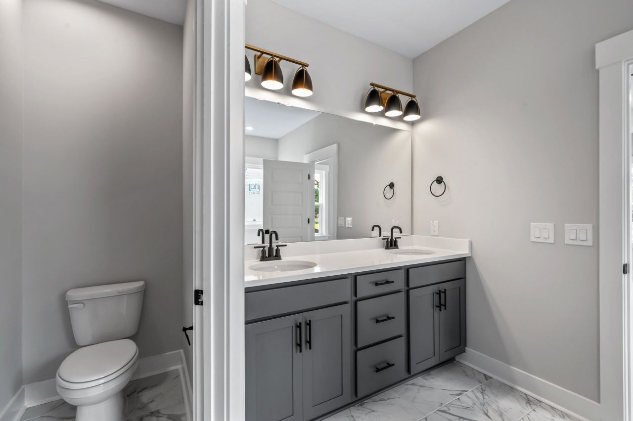 229 Creek Pointe Drive Photo 35