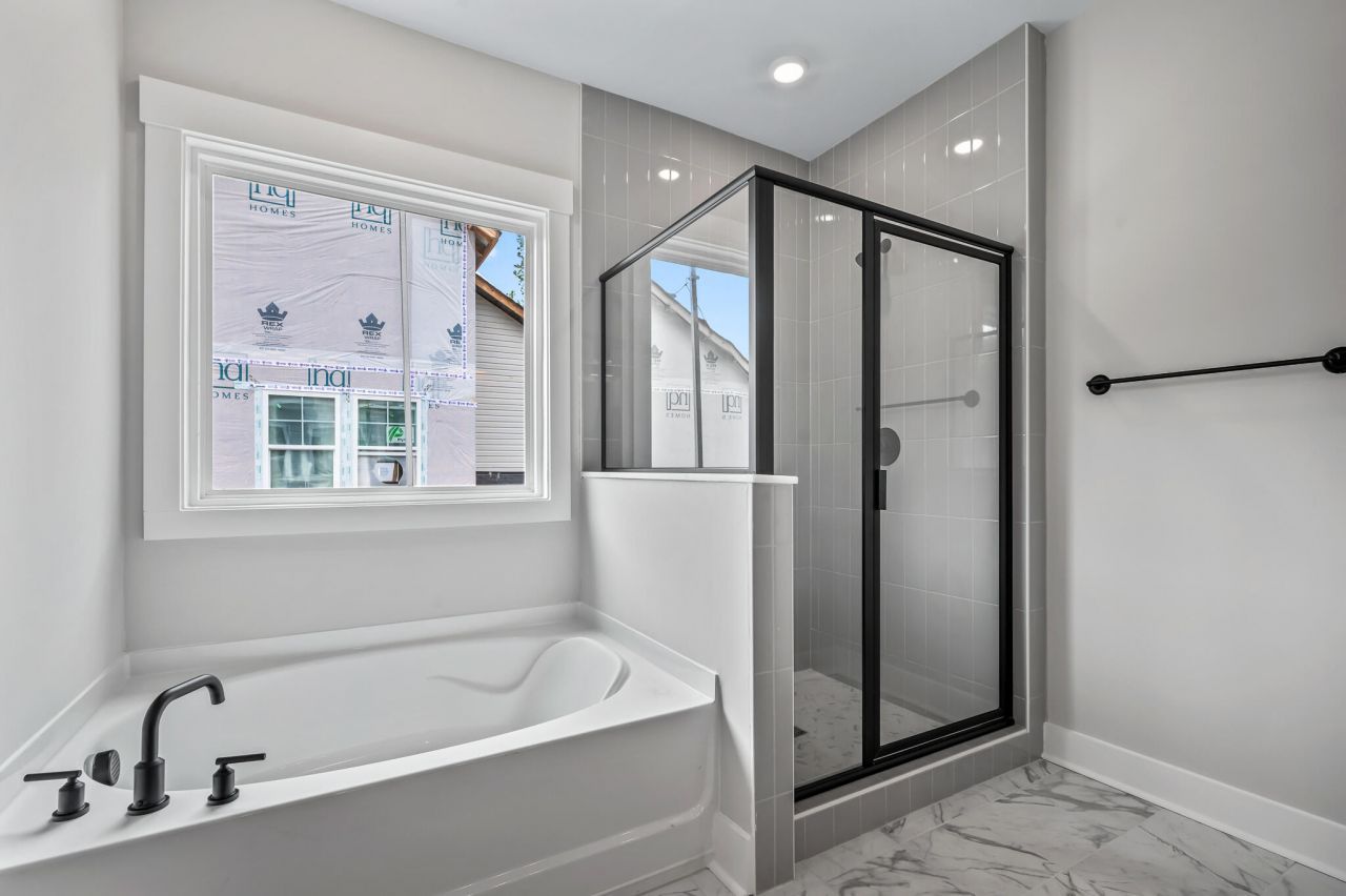 229 Creek Pointe Drive Photo 37