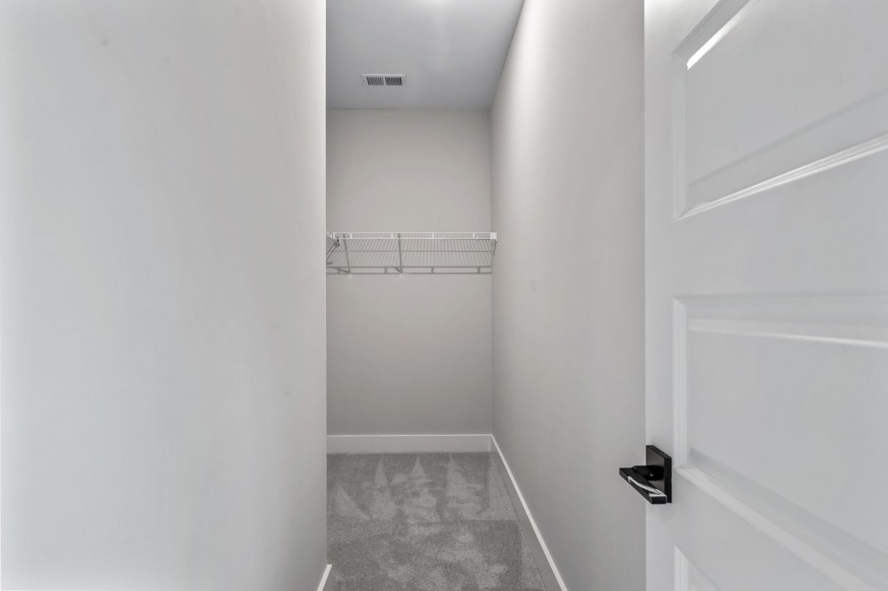 229 Creek Pointe Drive Photo 42