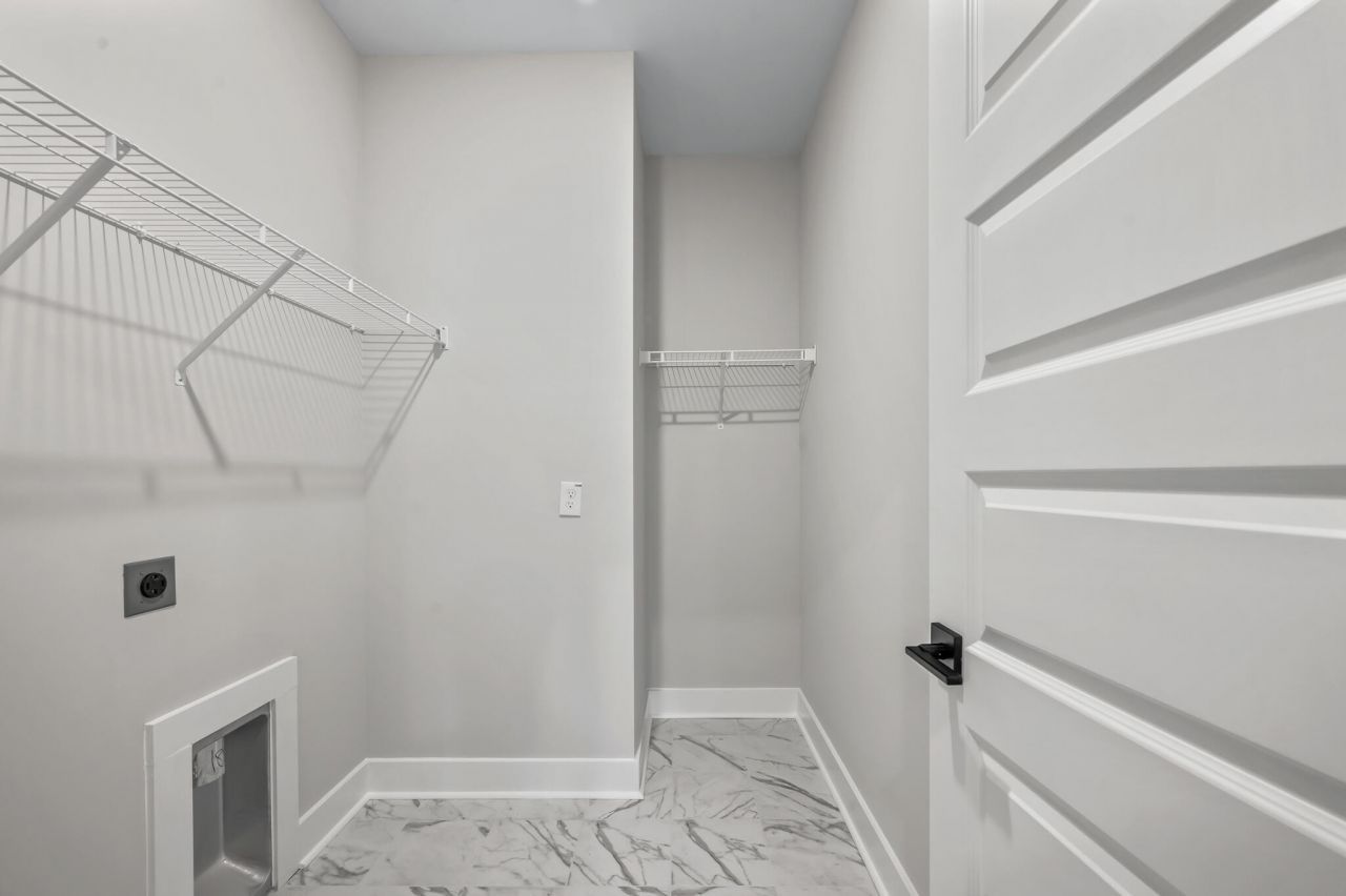 229 Creek Pointe Drive Photo 44