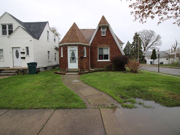 1681 Lafayette Boulevard, Lincoln Park, MI 48146