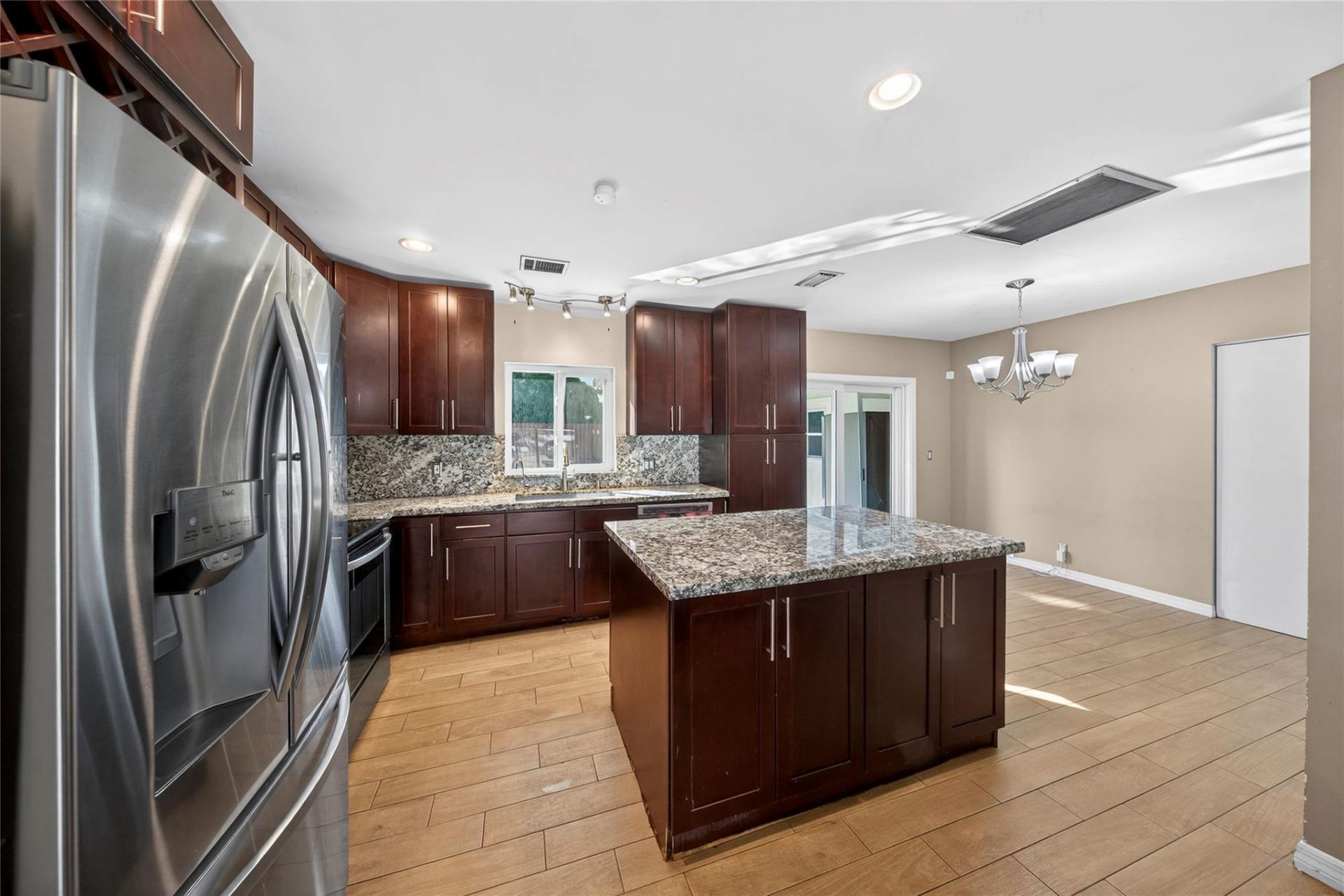 6847 NW 27th Way, Fort Lauderdale, FL 33309 Photo