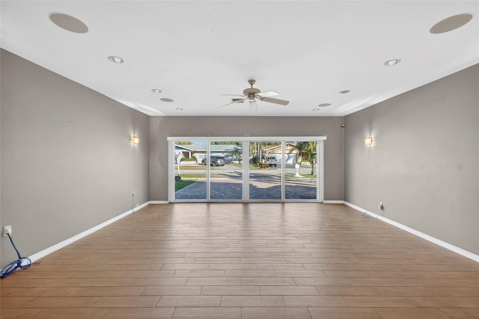 6847 NW 27th Way, Fort Lauderdale, FL 33309 Photo