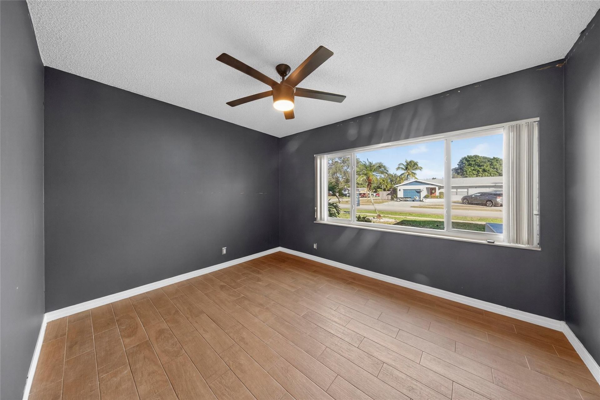 6847 NW 27th Way, Fort Lauderdale, FL 33309 Photo