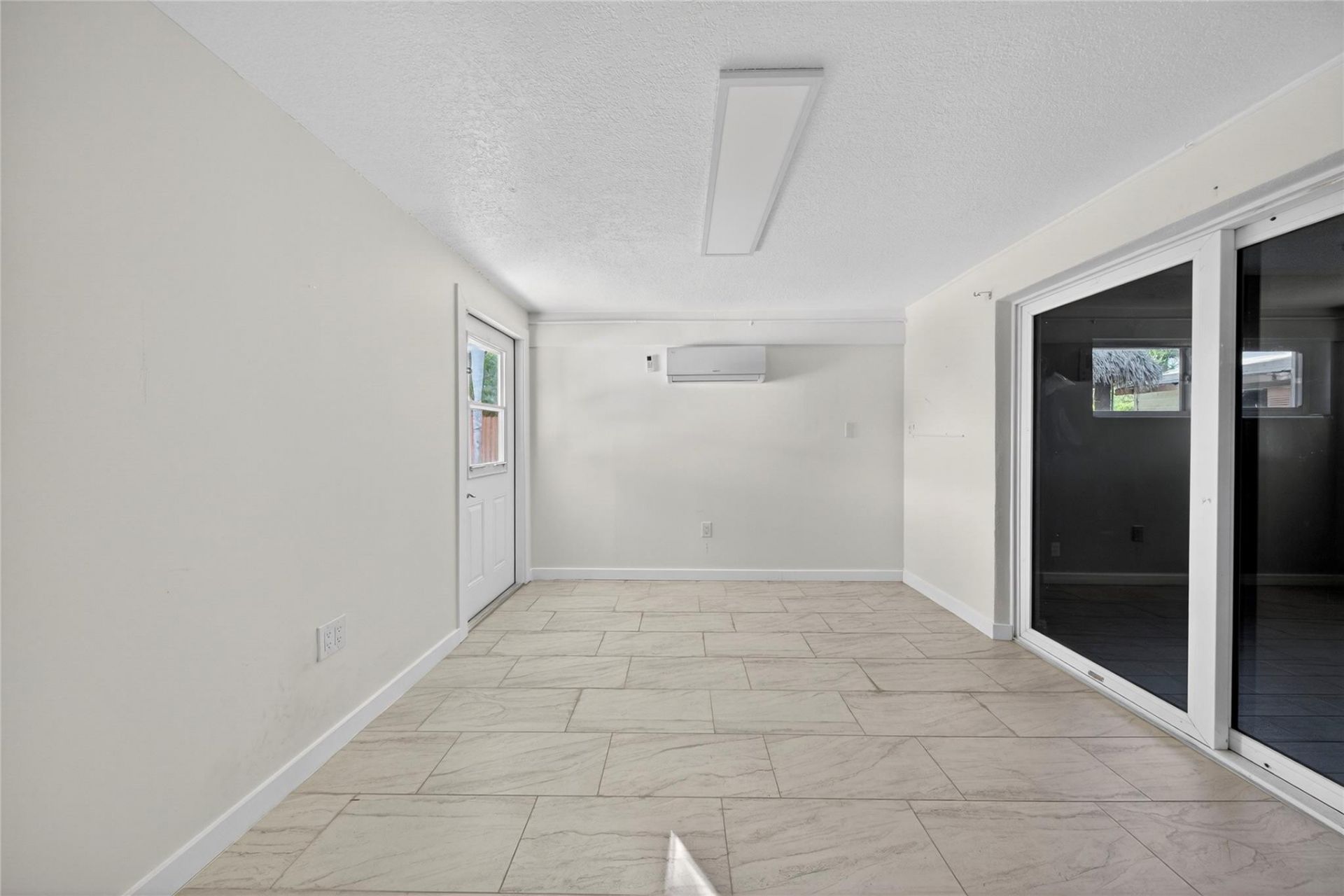 6847 NW 27th Way, Fort Lauderdale, FL 33309 Photo