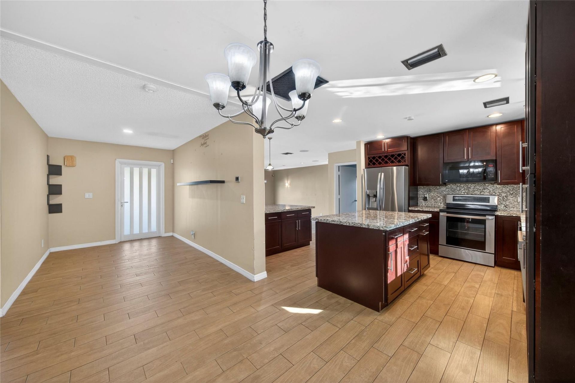 6847 NW 27th Way, Fort Lauderdale, FL 33309 Photo