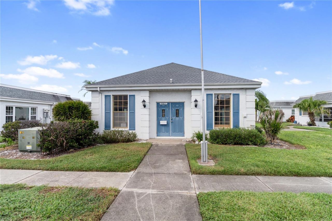 9612 Santa Maria Court, Unit 52, Bradenton, FL 34210 Photo