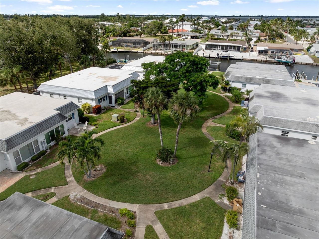 9612 Santa Maria Court, Unit 52, Bradenton, FL 34210 Photo