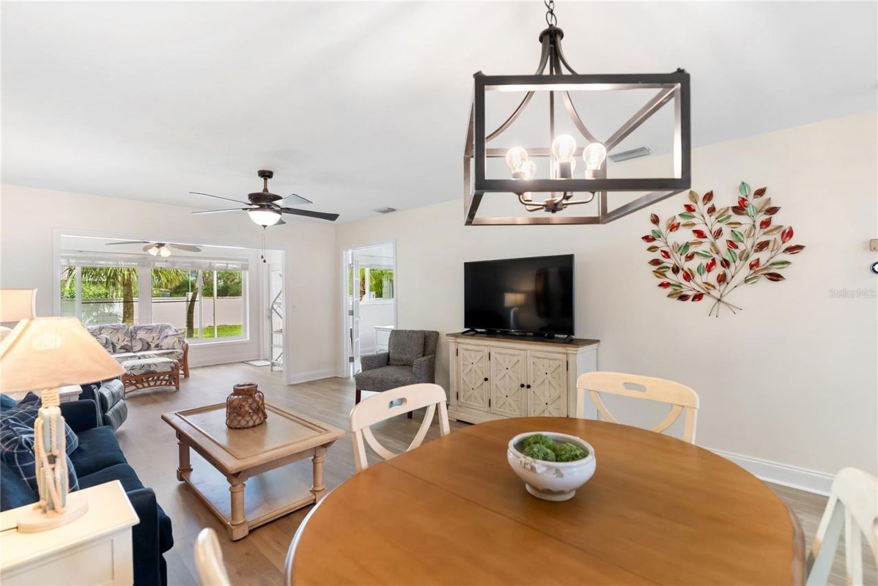 9612 Santa Maria Court, Unit 52, Bradenton, FL 34210 Photo