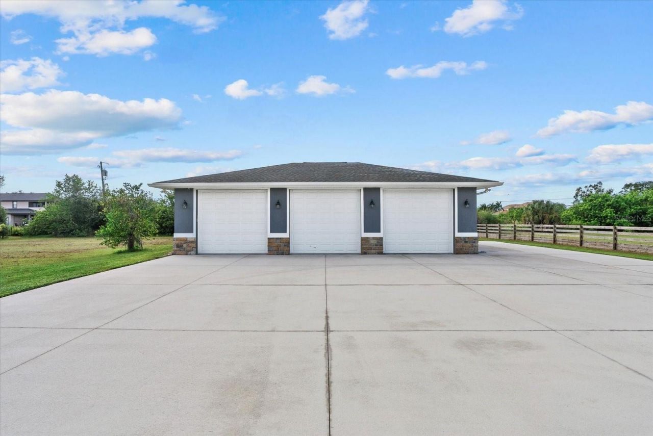 6816 Hawkins Road, Sarasota, FL 34241 Photo