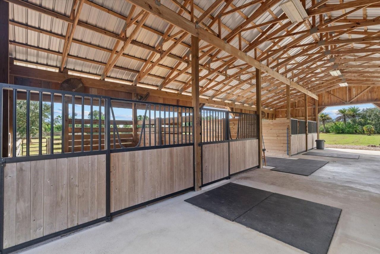 6816 Hawkins Road, Sarasota, FL 34241 Photo