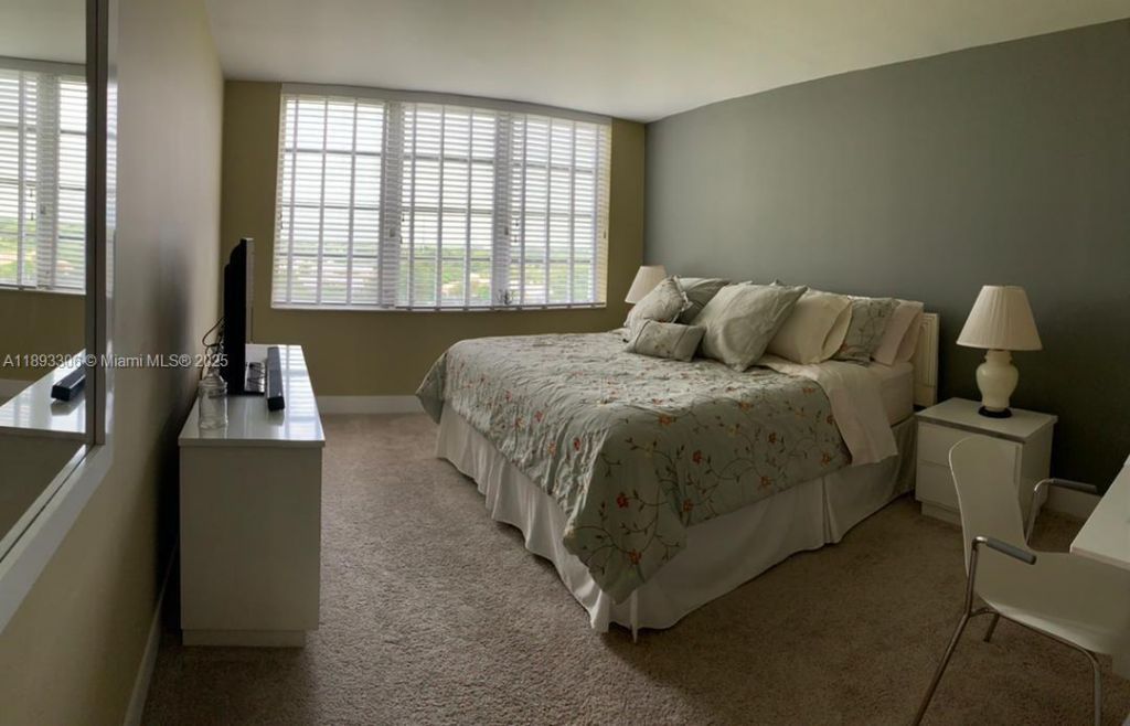 3507 Oaks Way, Unit 802, Pompano Beach, FL 33069 Photo