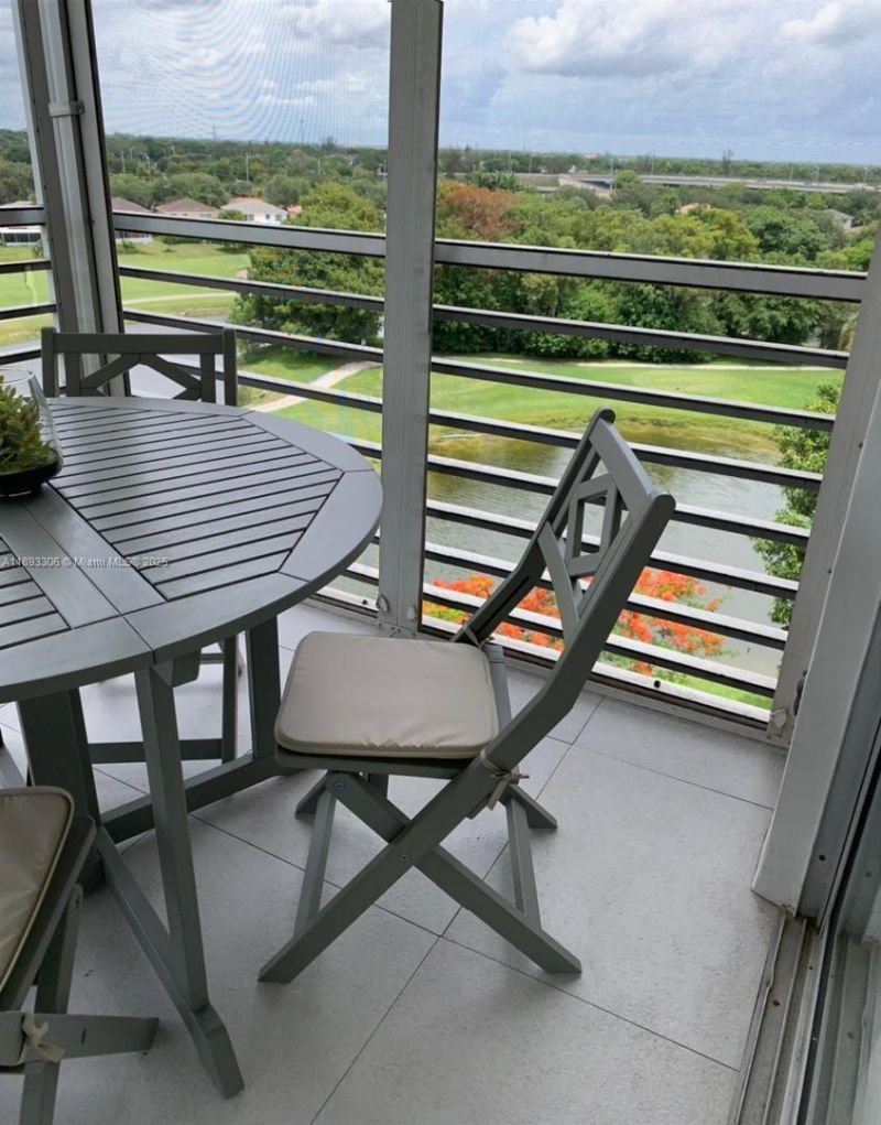 3507 Oaks Way, Unit 802, Pompano Beach, FL 33069 Photo