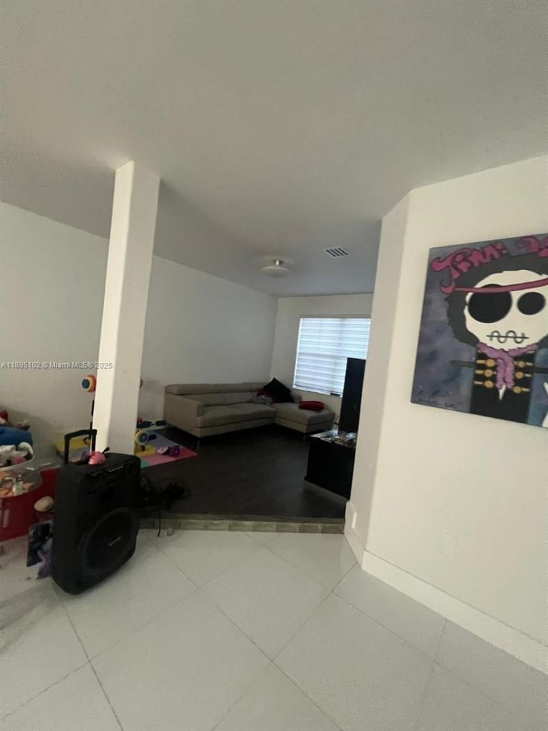 11281 NW 84th St, Doral, FL 33178 Photo