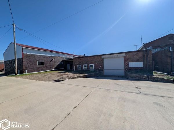 616 Central Avenue, Northwood, IA 50459