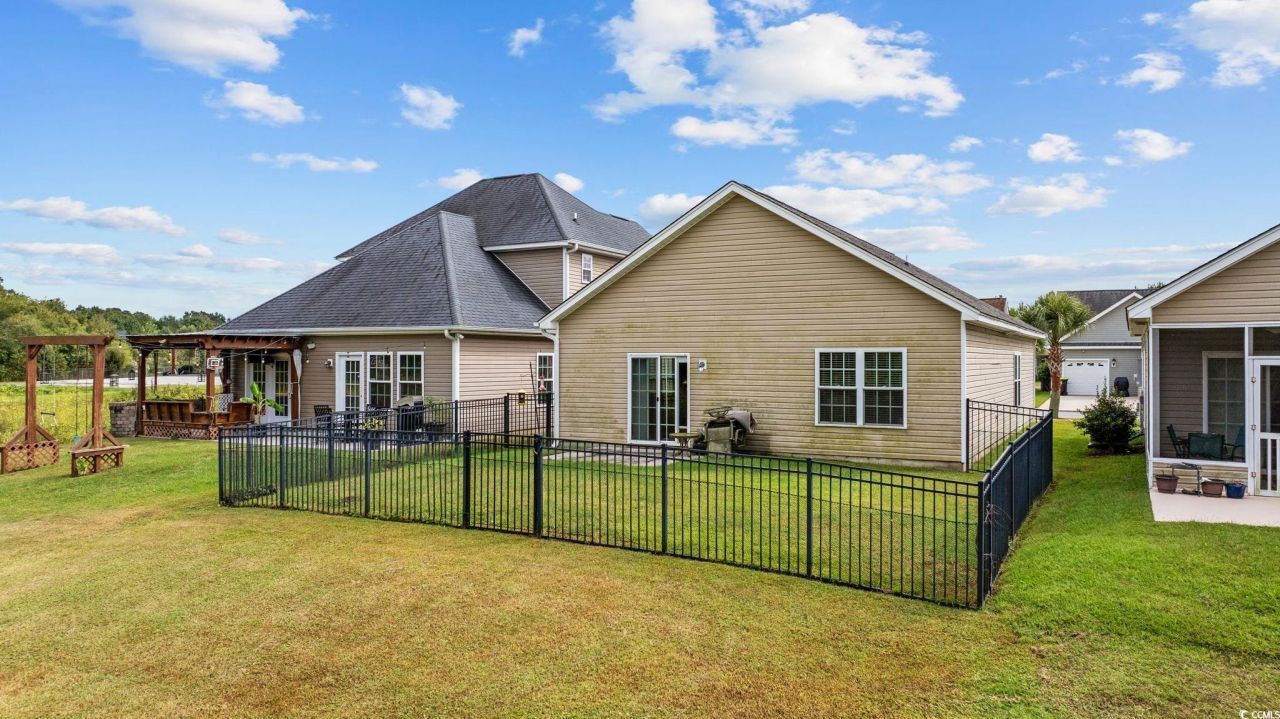 220 Palm Cove Circle Photo 29