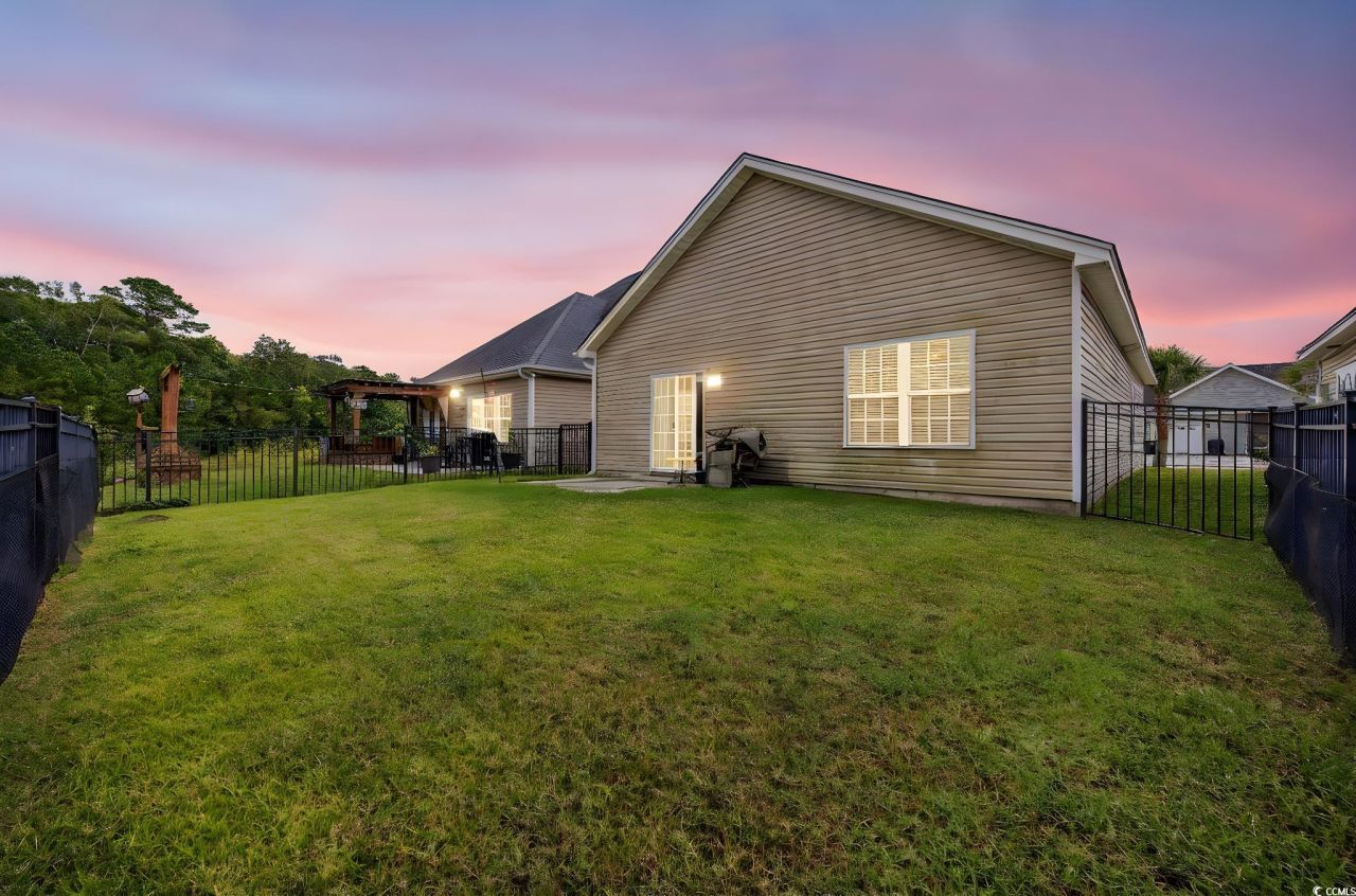 220 Palm Cove Circle Photo 30