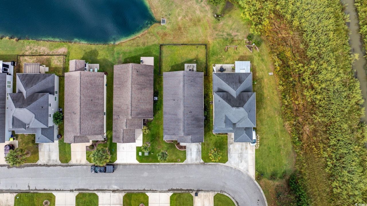 220 Palm Cove Circle Photo 31