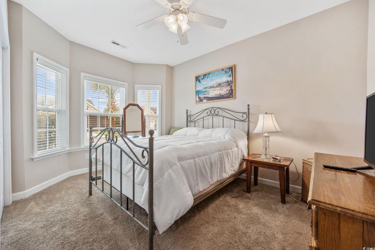 220 Palm Cove Circle Photo 8