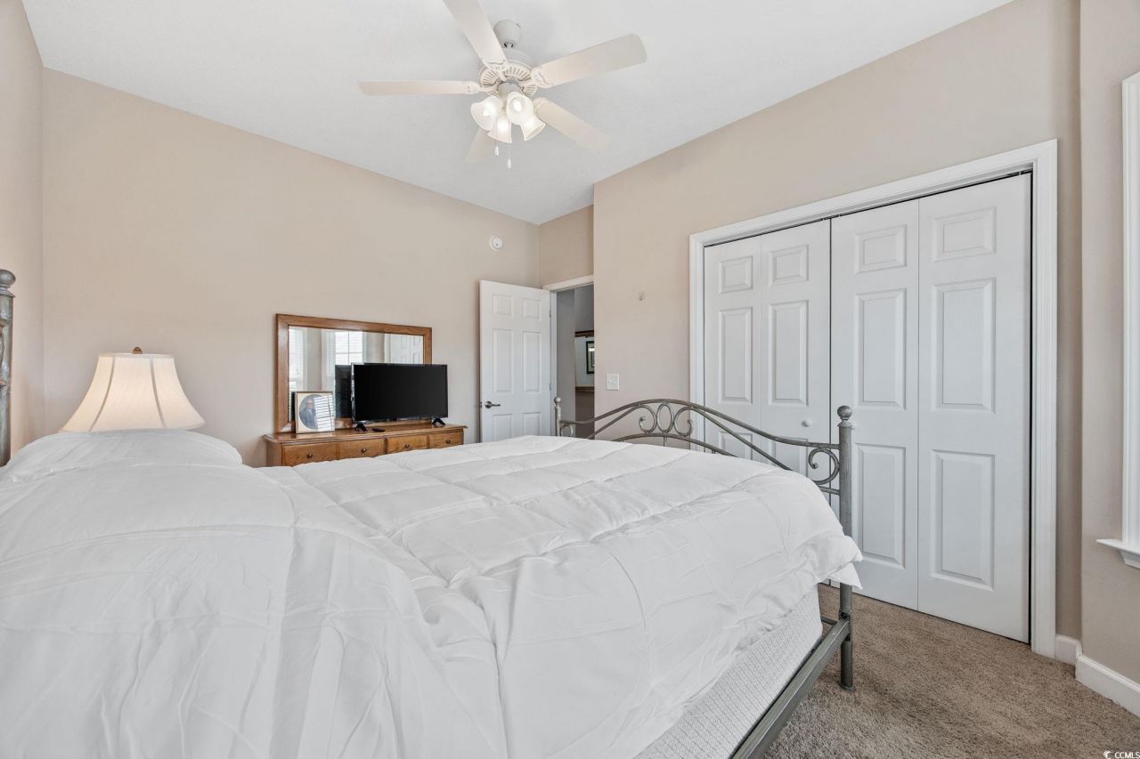 220 Palm Cove Circle Photo 9