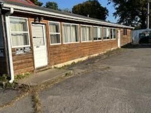 114 W Union City Road, Union City, MI 49094