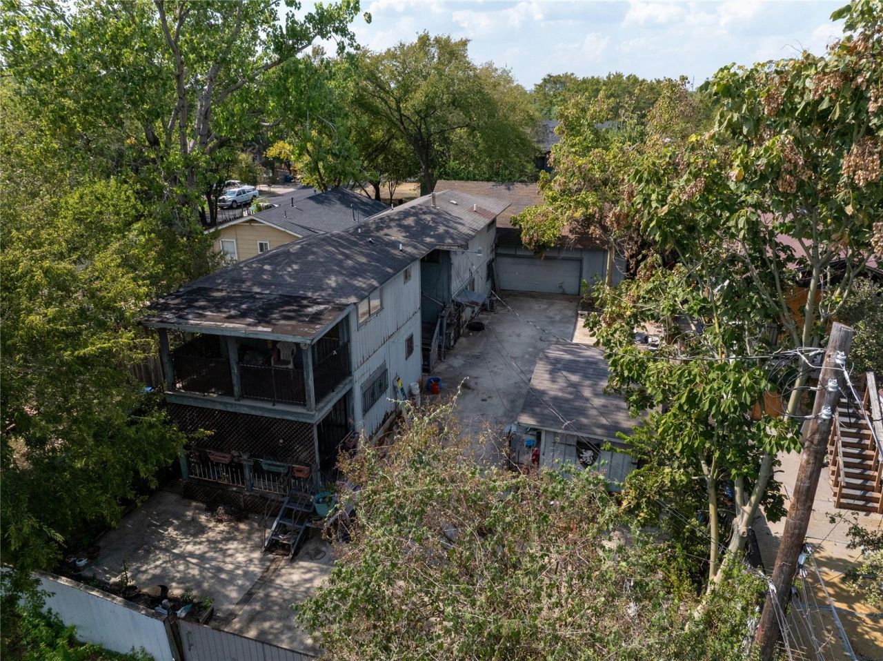 1112 Terry Dr, Austin, TX 78721 Main Photo