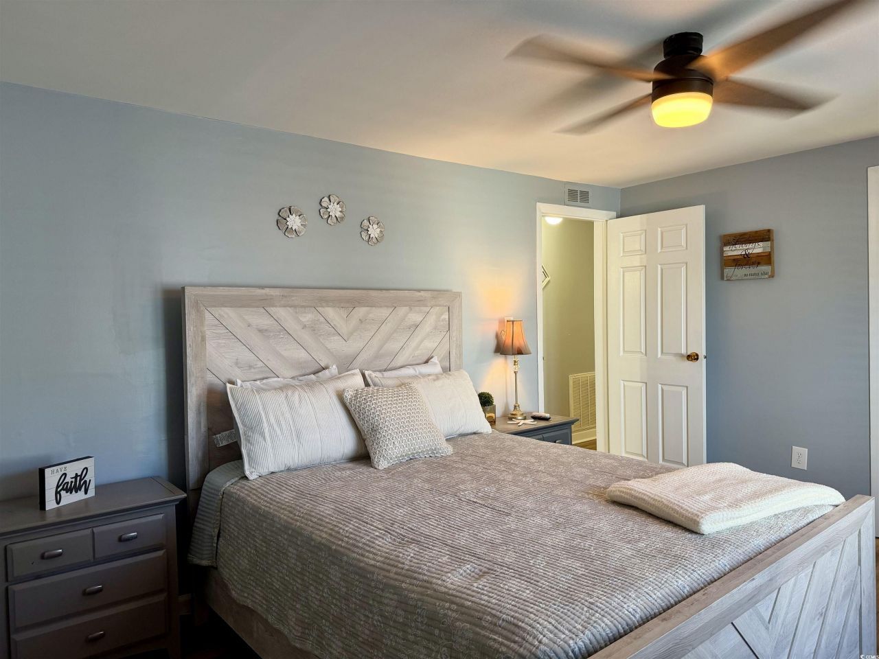 454 Sanddollar Dr. Photo 17