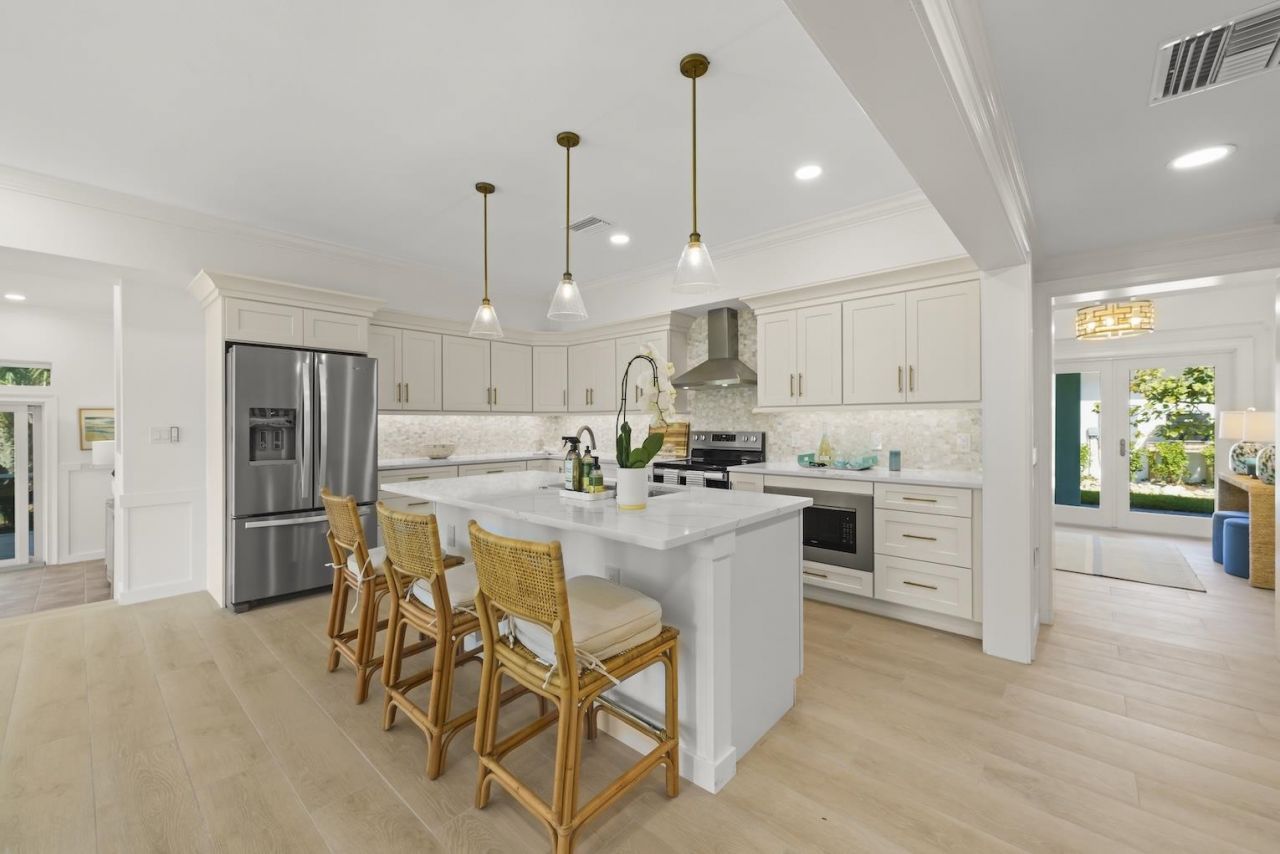 1163 Seagrape Lane, Sanibel, FL 00000 Photo