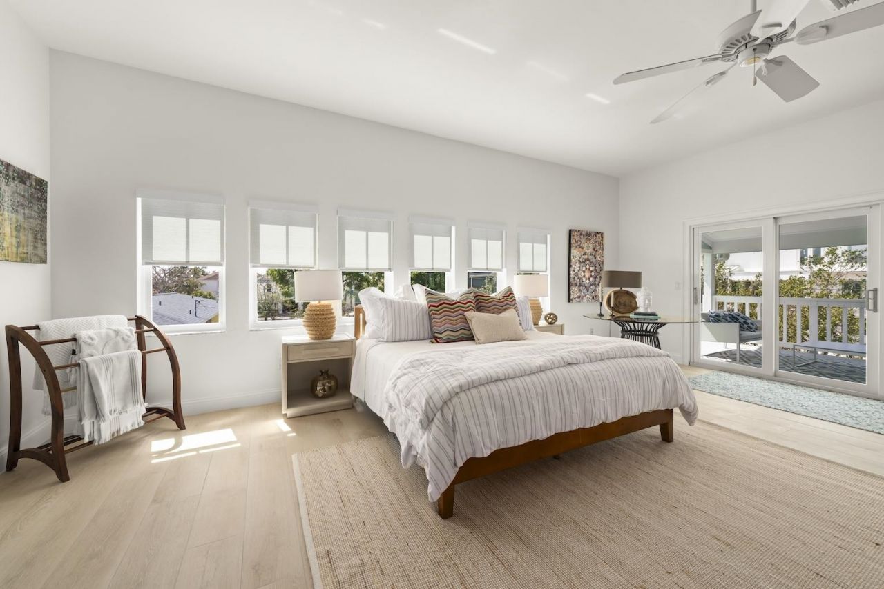 1163 Seagrape Lane, Sanibel, FL 00000 Photo