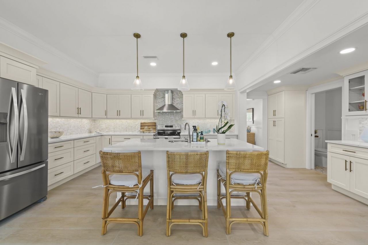 1163 Seagrape Lane, Sanibel, FL 00000 Photo
