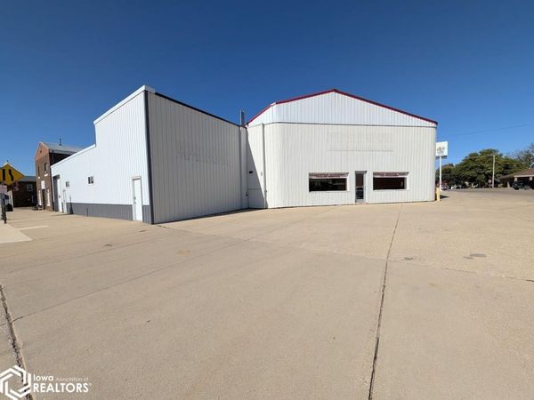 620 Central Avenue, Northwood, IA 50459