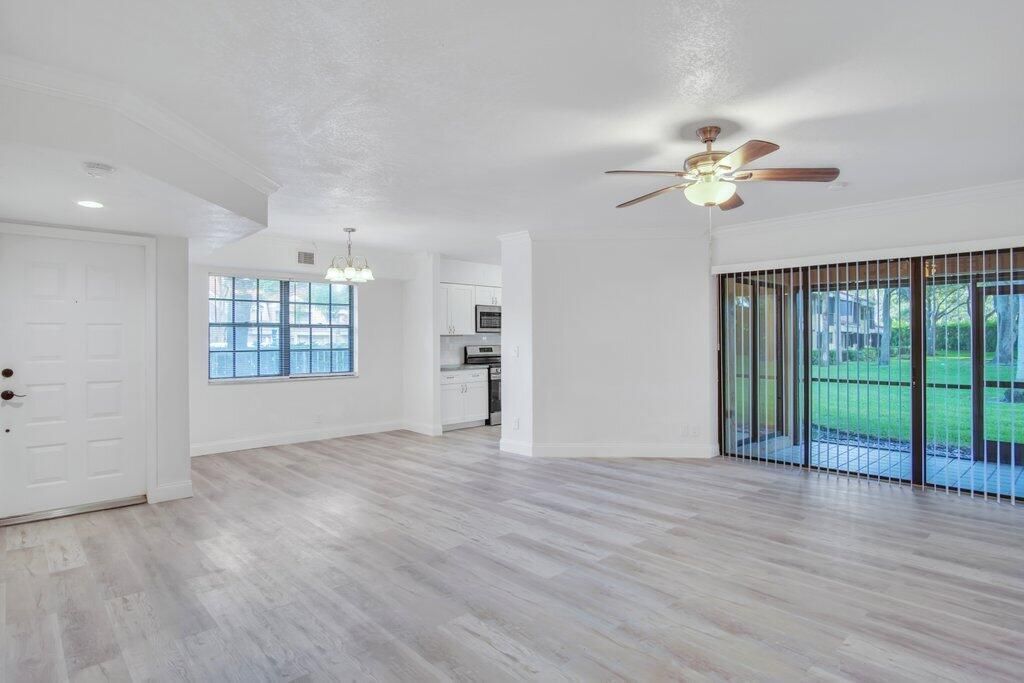 17388 Boca Club Boulevard, Unit 201, Boca Raton, FL 33487 Photo