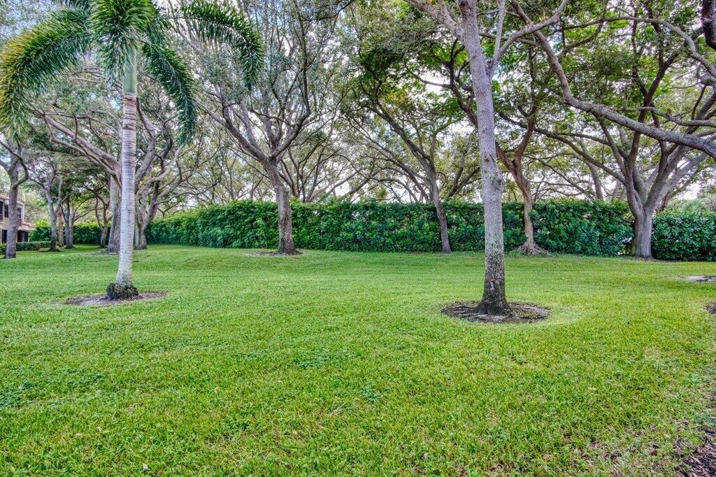 17388 Boca Club Boulevard, Unit 201, Boca Raton, FL 33487 Photo