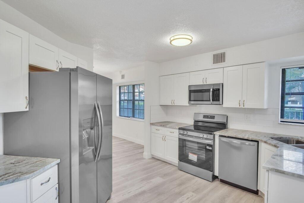 17388 Boca Club Boulevard, Unit 201, Boca Raton, FL 33487 Photo