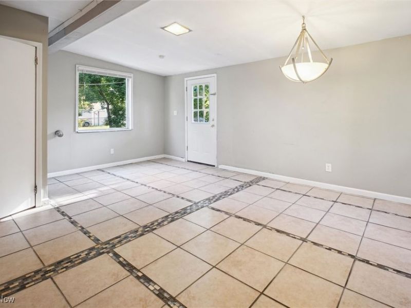 1349 W 87th Street, Cleveland, OH 44102 Photo 8