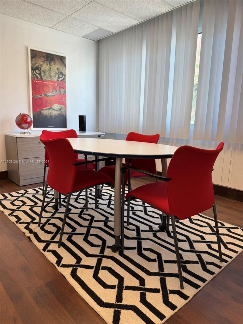 299 Alhambra Cir, Unit 318, Coral Gables, FL 33134 Photo