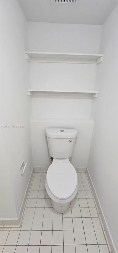 3204 Glenmoor Dr, Unit 3204, West Palm Beach, FL 33409 Photo