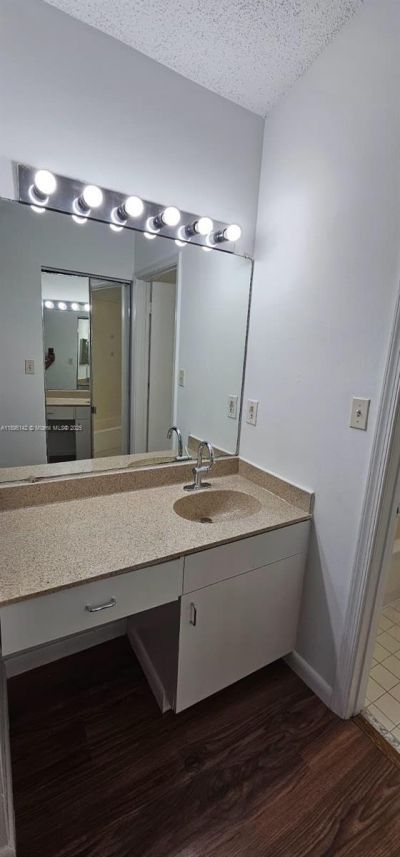 3204 Glenmoor Dr, Unit 3204, West Palm Beach, FL 33409 Photo