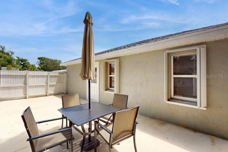 6602 38th Avenue Circle W, Bradenton, FL 34209 Photo