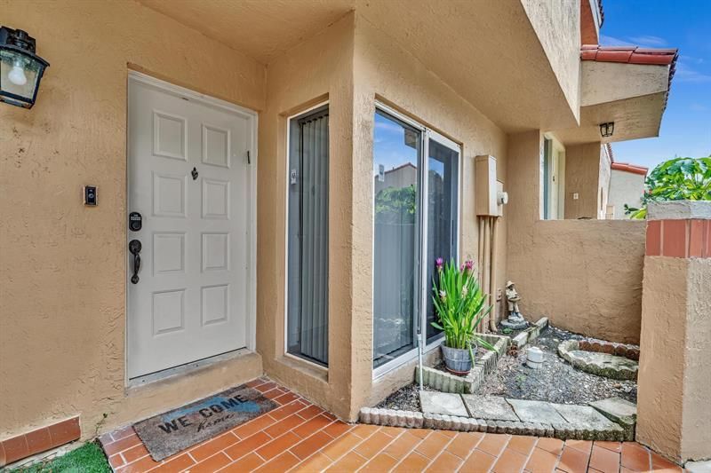 7903 NW 7th Court, Plantation, FL 33324 Photo