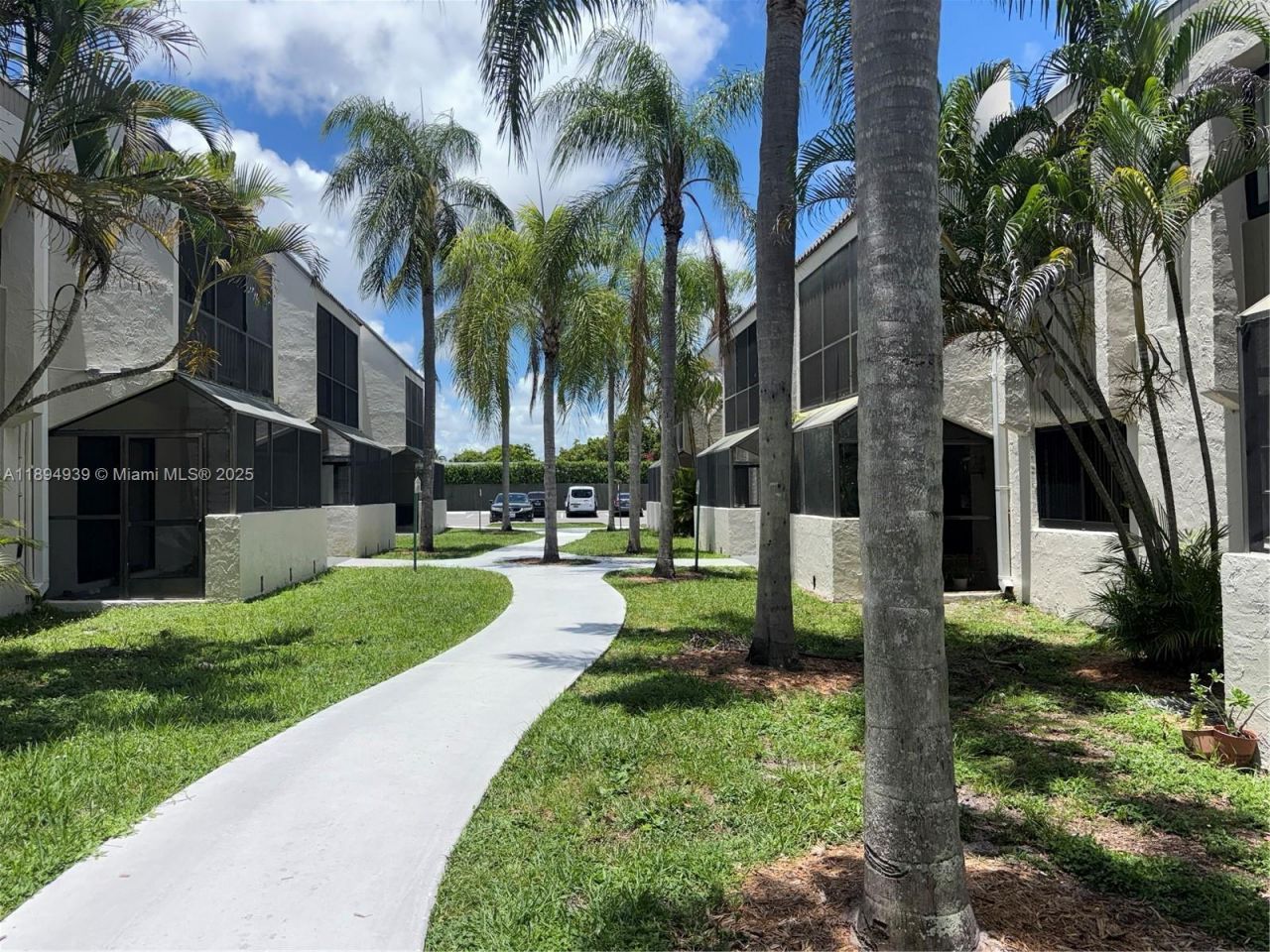 7919 SW 104th St, Unit 105F, Miami, FL 33156 Photo