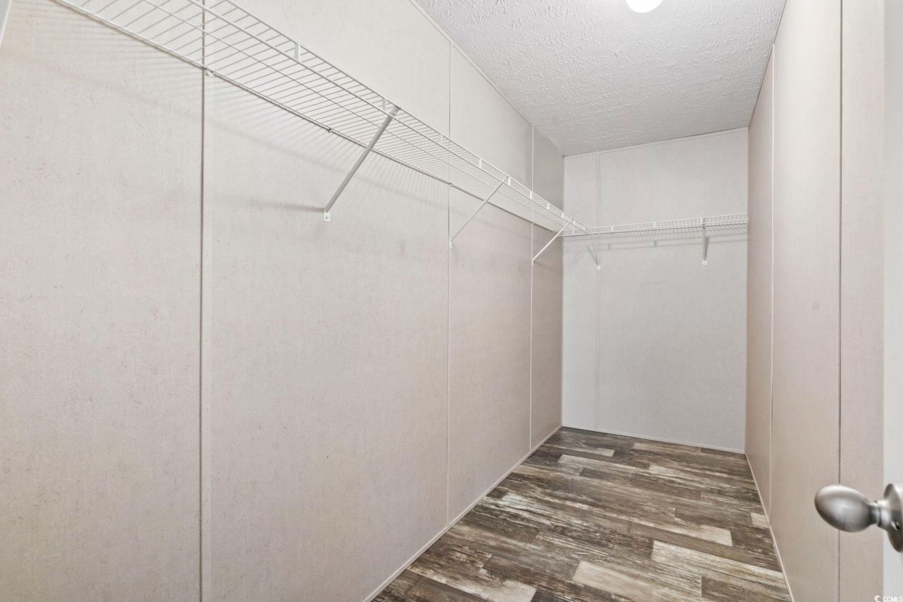 239 Air Stream Dr. Photo 10