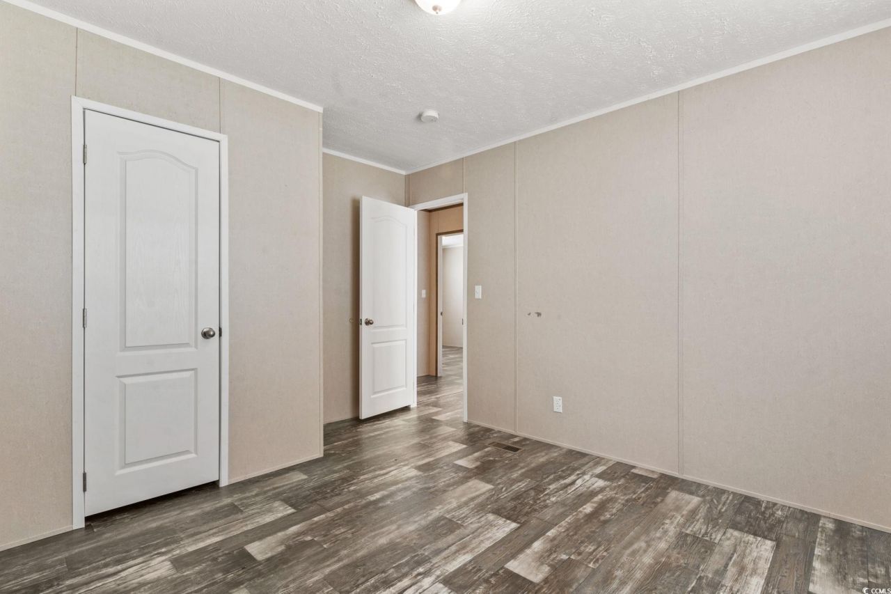 239 Air Stream Dr. Photo 27