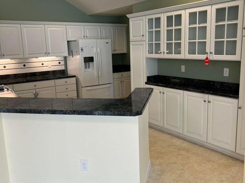 1562 Center Park Drive, Marion, OH 43302 Photo 9