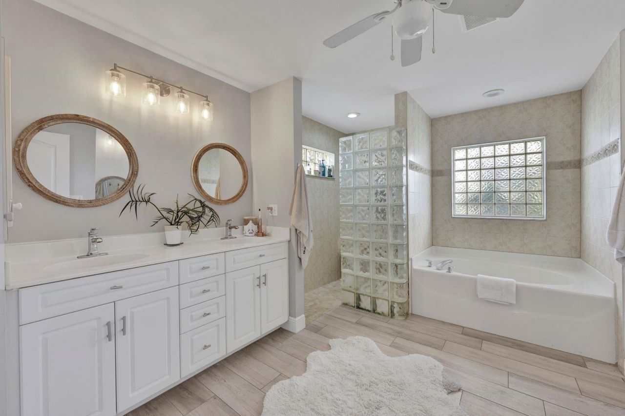 4328 SW 18th Avenue, Cape Coral, FL 33914 Photo