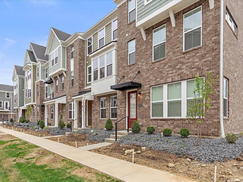 7438 Wetherington Lane, Unit 62703, West Chester, OH 45069 Photo 1